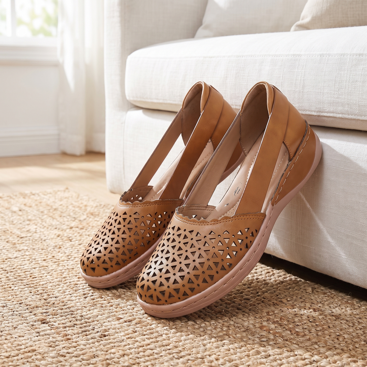 Color: Brown