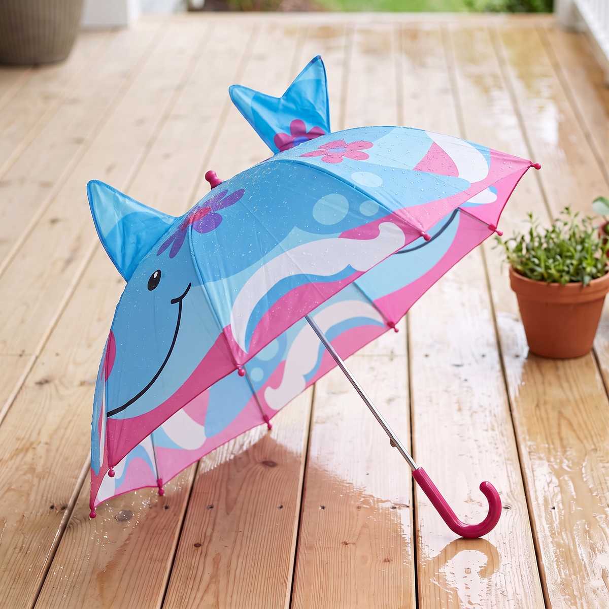 Color: Flower Shark