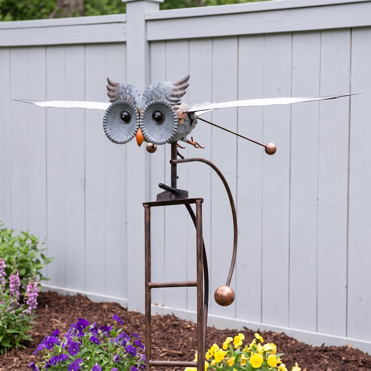 Color: Flying Owl