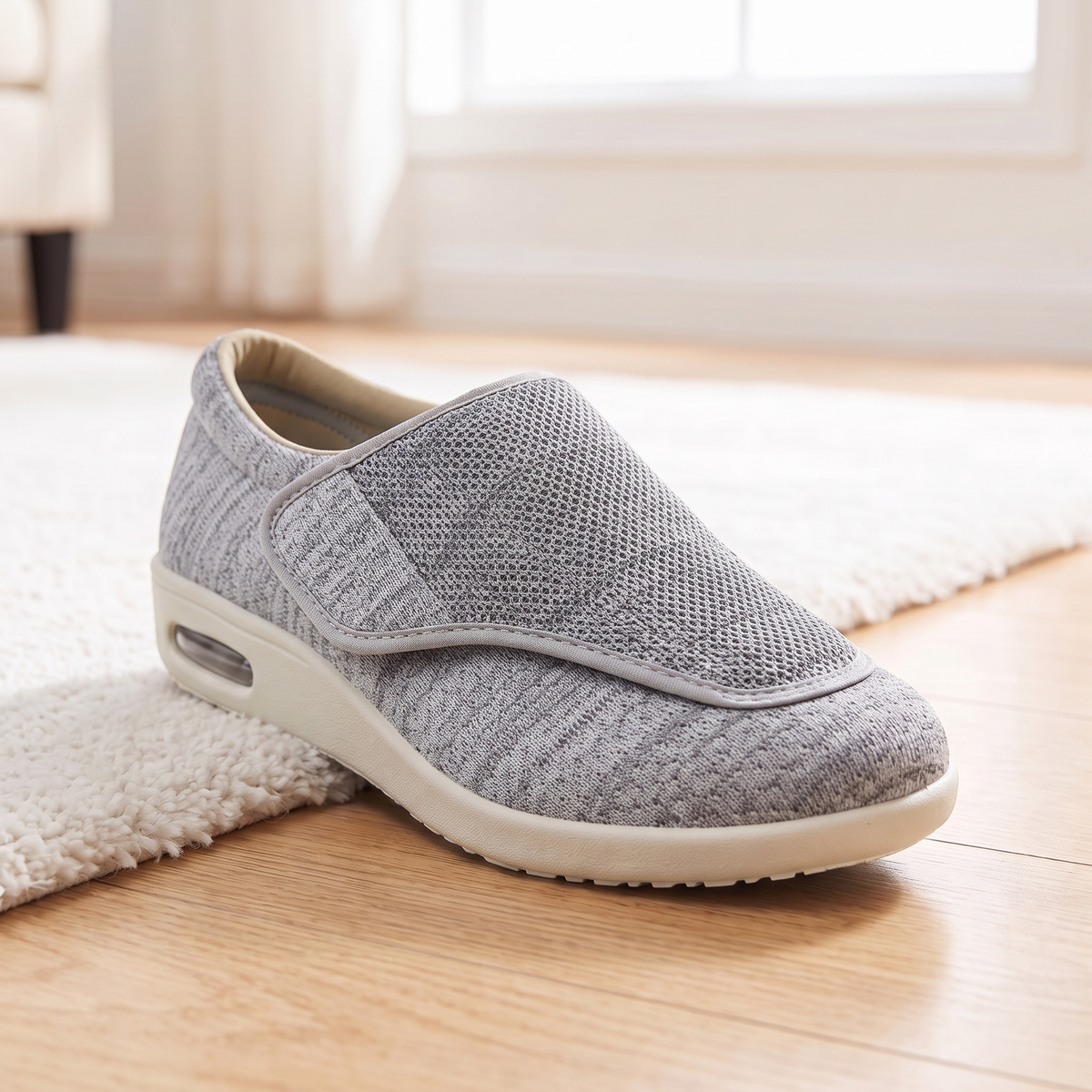Color: Light Gray