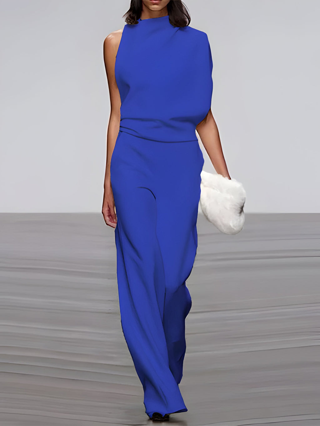 Women's round-neck, sleeveless jumpsuit with flared legs